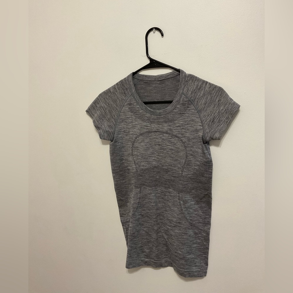 Lululemon short sleeve swiftly